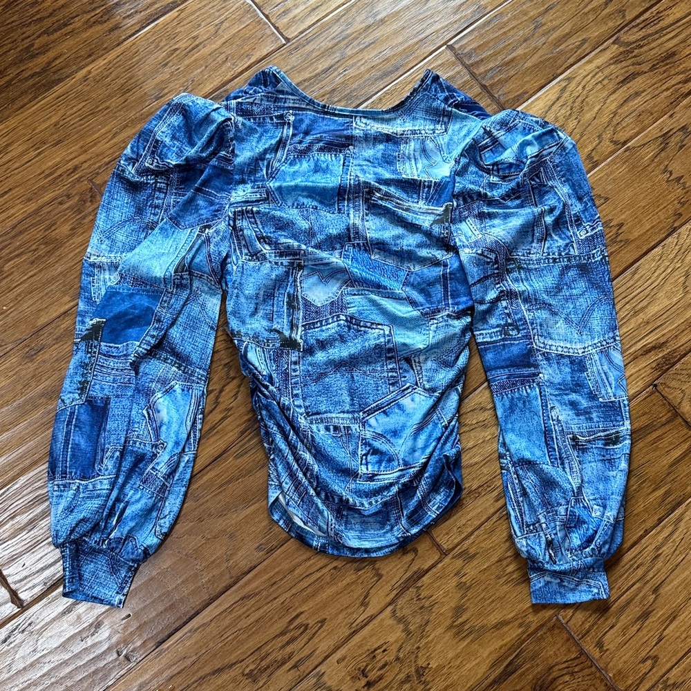 Short new . - Picture 3 of 4
